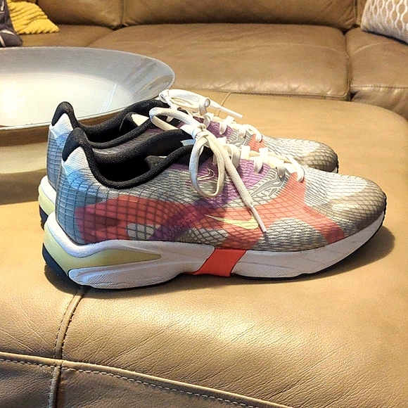 Nike Ghoswift Summit White Volt Running Athletic Shoes - Picture 2 of 8